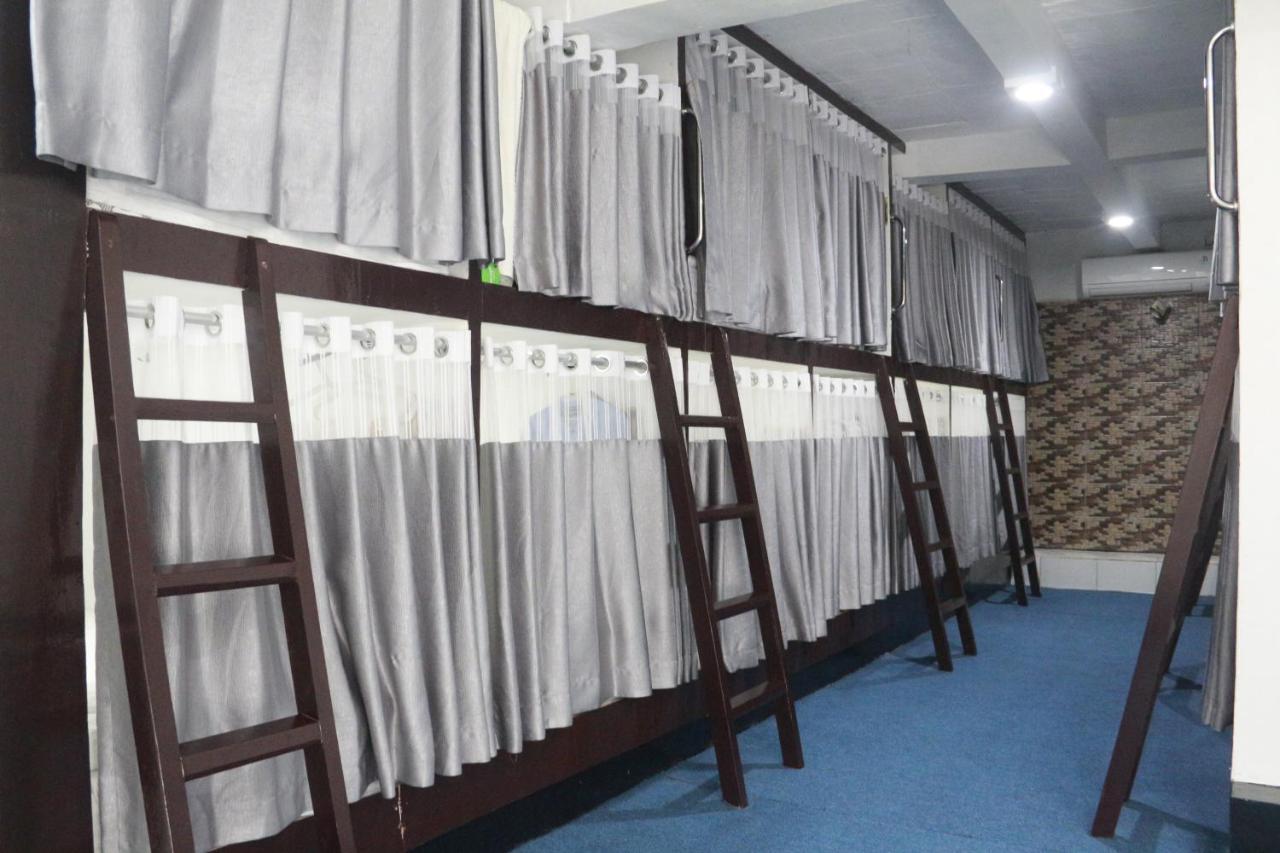 Bu Sepuh Guesthouse Sangkanurip المظهر الخارجي الصورة